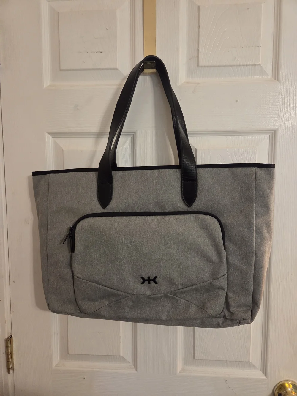 New Knack Series 2 Horizontal Expandable Laptop Bag. Alloy Grey